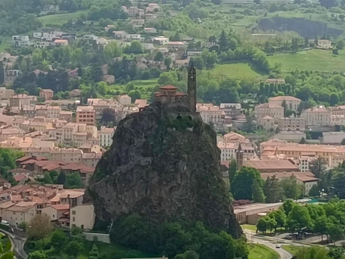 La Maison Des Roses Chadrac Εξωτερικό φωτογραφία