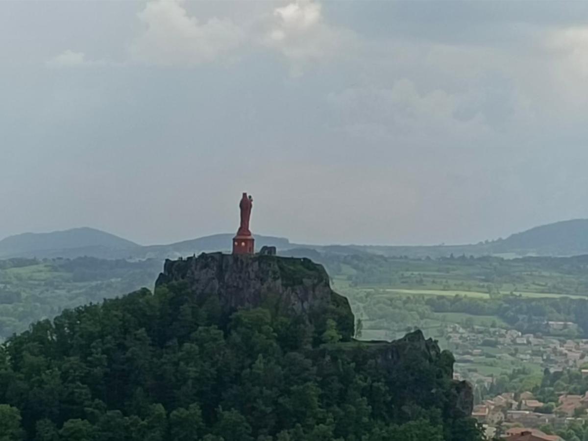 La Maison Des Roses Chadrac Εξωτερικό φωτογραφία